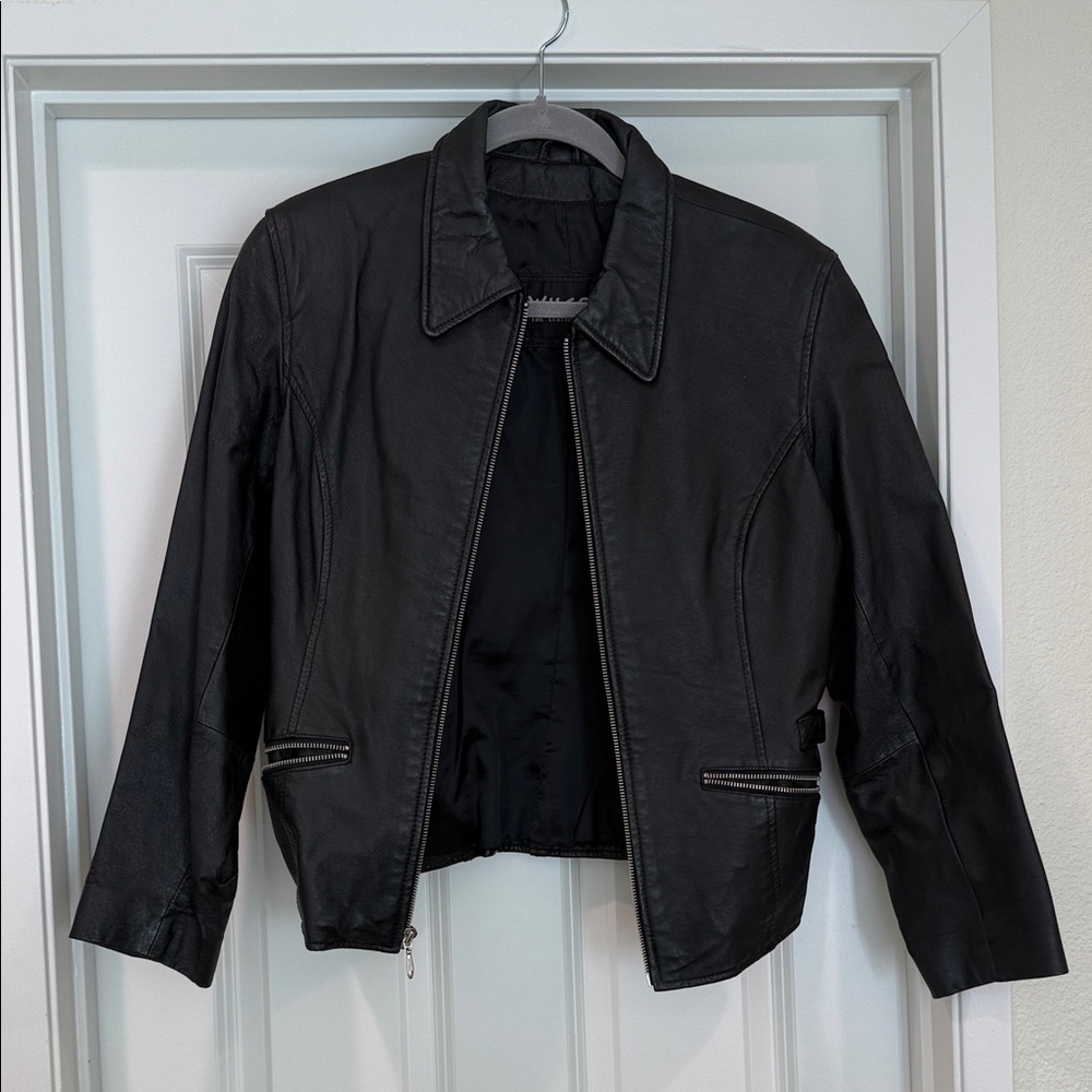 Wilson’s Women's Black Leather Jacket